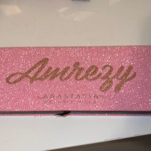 Anastasia Beverly Hills X Amrezy